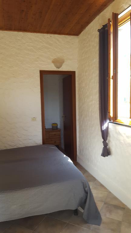 Agriturismo Olivarancio Leivi ภายนอก รูปภาพ
